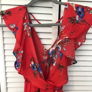 Super cute Soprano floral dress. Size XS.